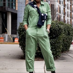 NWT 🏷 Green women’s utility jumpsuit